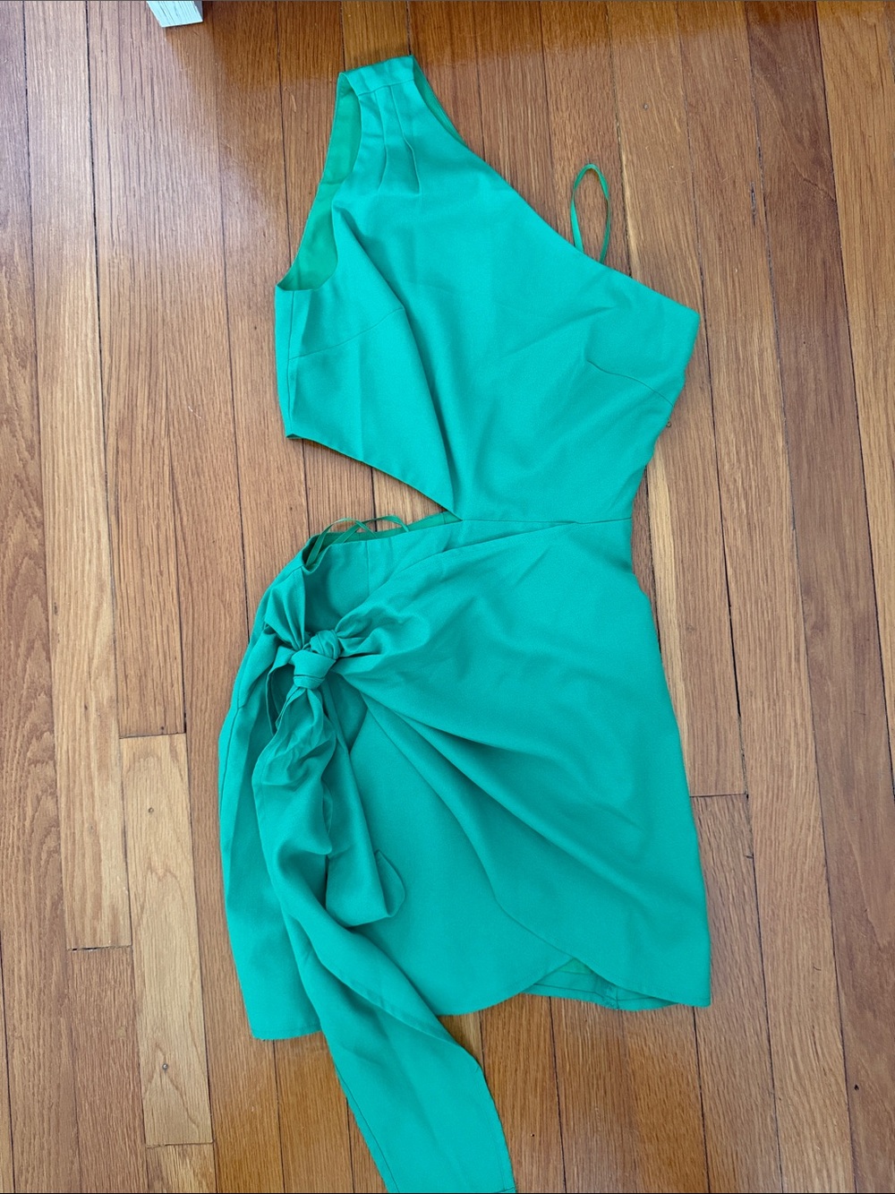 Asymmetrical Emerald One-Shoulder Mini Dress with Side Tie
